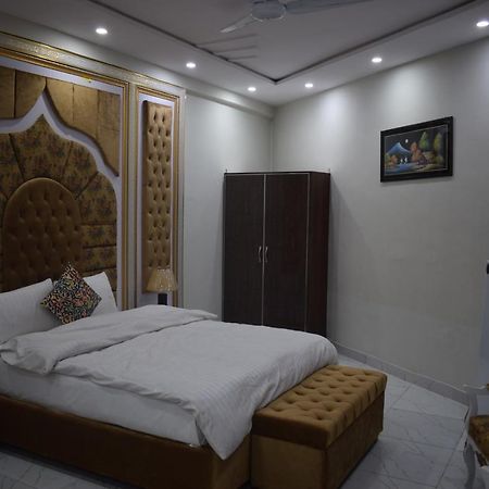 לאהור Relax Inn מראה חיצוני תמונה