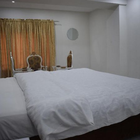 לאהור Relax Inn מראה חיצוני תמונה