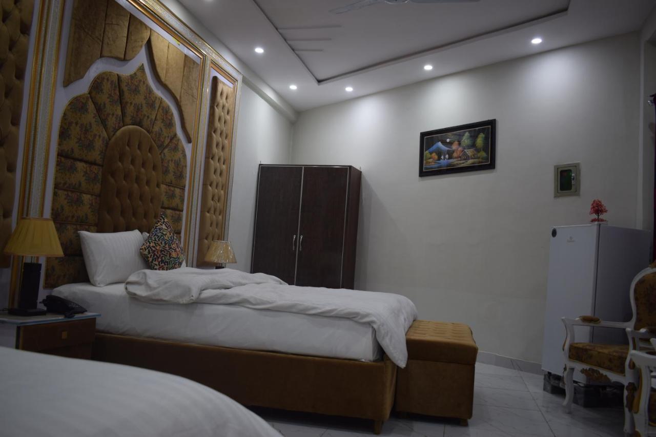 לאהור Relax Inn מראה חיצוני תמונה